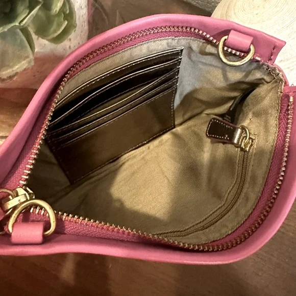 Fossil Pink Leather Crossbody/Shoulder Bag/Convertible Clutch - Picture 9 of 11